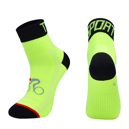 Professional outdoor cycling socks in various colors with breathable nylon fabric