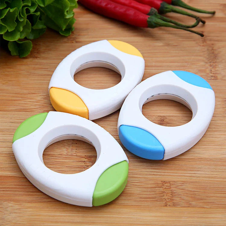 Premium Egg Cracker and Opener - Effortlessly Crack Eggs with Ease