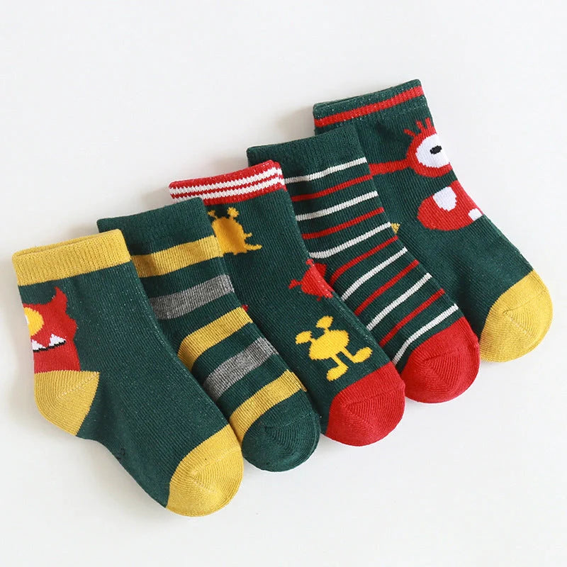 Kids' cartoon stockings with jacquard designs in various colors and patterns