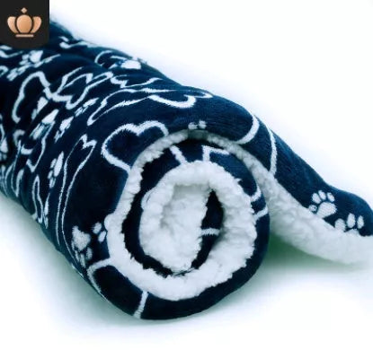 Coral cashmere pet mat for cats and dogs in various sizes and colors