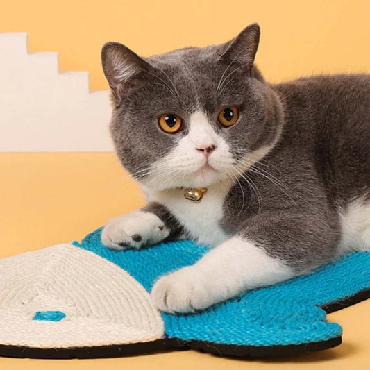 Premium cat scratching pad with durable sisal fabric and cactus-shaped design to protect furniture and satisfy your feline's natural scratching needs