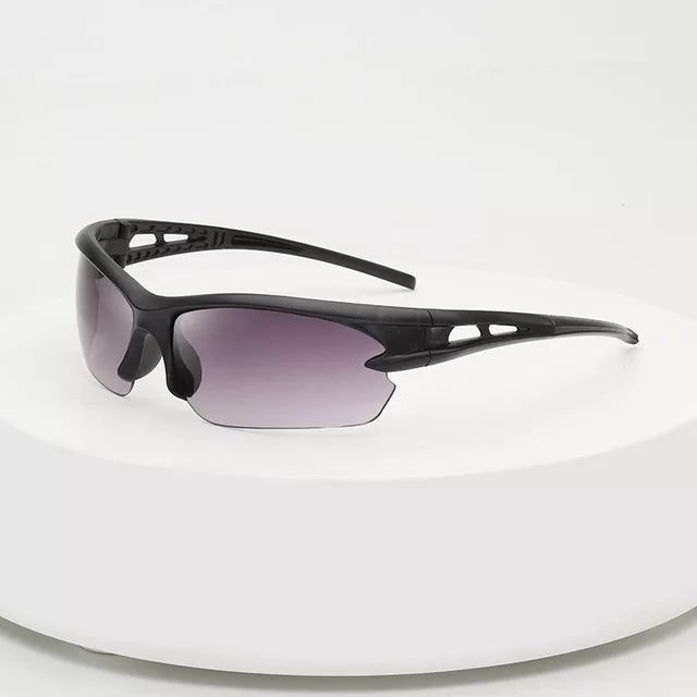 Outdoor sunglasses with UV400 protection in various colors
