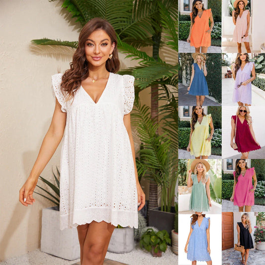 A sleeveless summer dress with a unique jacquard design, lace details, and pockets in various colors