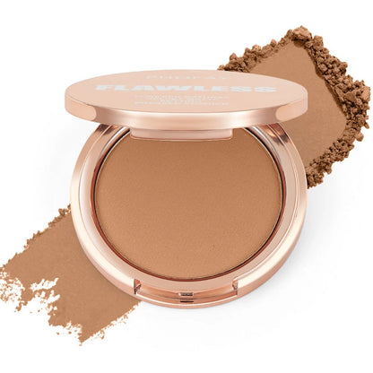 Mattifying pressed powder for a flawless, shine-free complexion with a smooth, poreless appearance