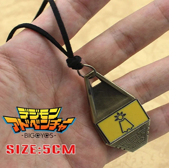 Adjustable magnetic pendant necklace with rope chain, perfect for easy wear and stylish looks