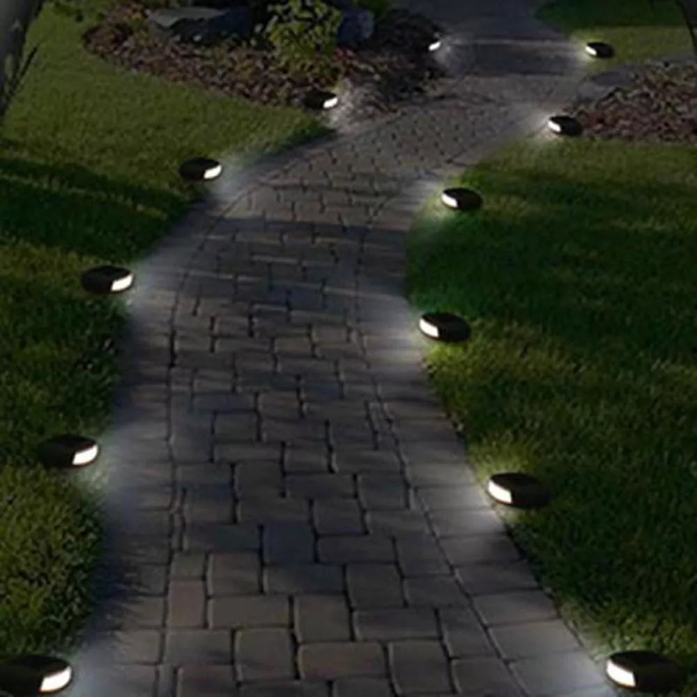 Solar-powered cobble stone lamp for outdoor garden lighting