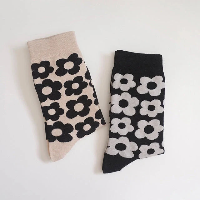 Hhomeenjoy Cozy Cartoon Flower Socks for Comfortable Style