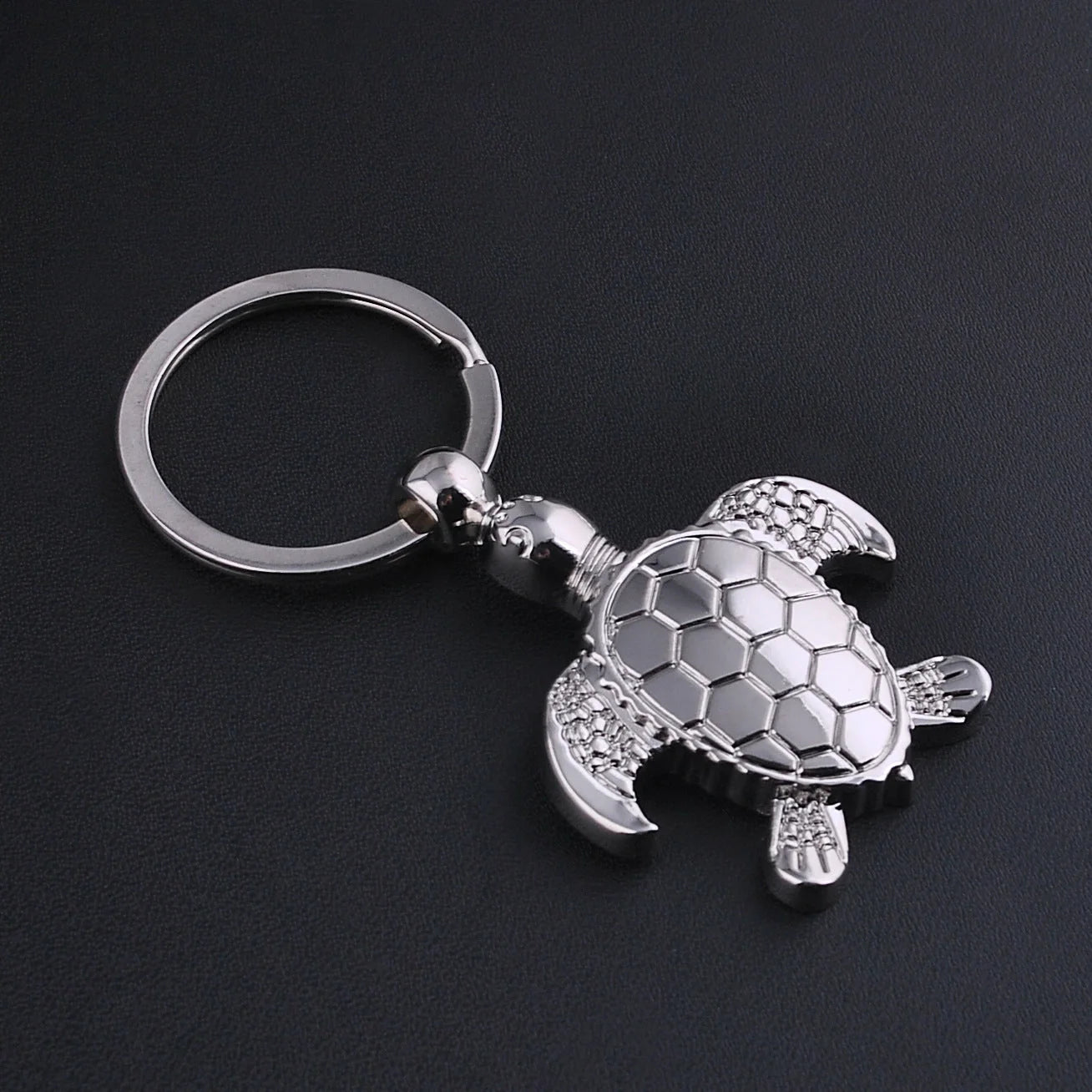 Silver zinc alloy animal shape pendant keychain on a keyring