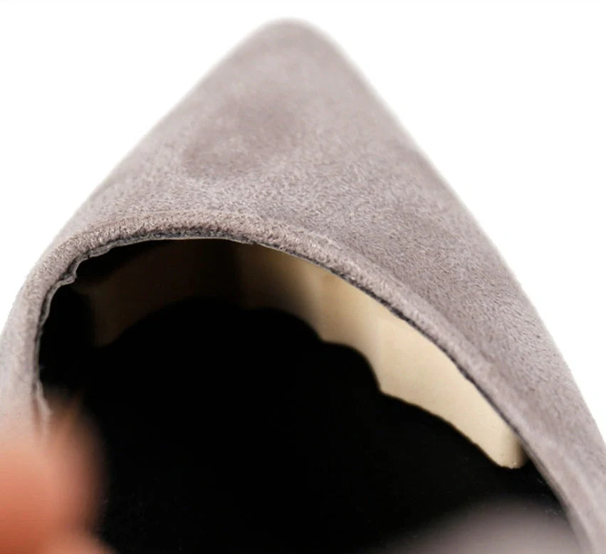 Comfortable anti-slip toe pads for high heels, ensuring a secure and snug fit