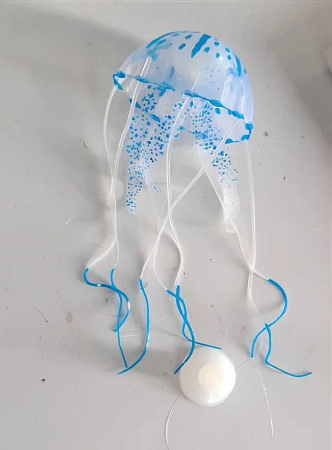 Black LED jellyfish aquarium lamp projecting 10m underwater scene from 1200mAh USB battery