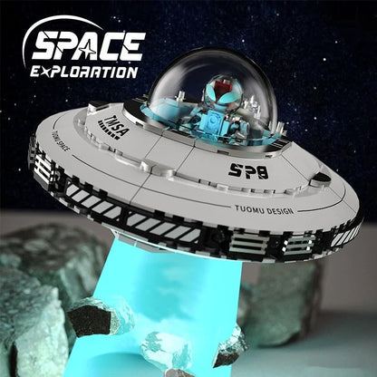 UFO Universe alien spaceship building blocks toy with flashing lights and battery-powered function