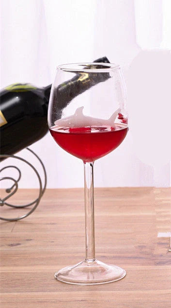 Crystal shark red wine glass with rotating design, lead-free, 300ml capacity