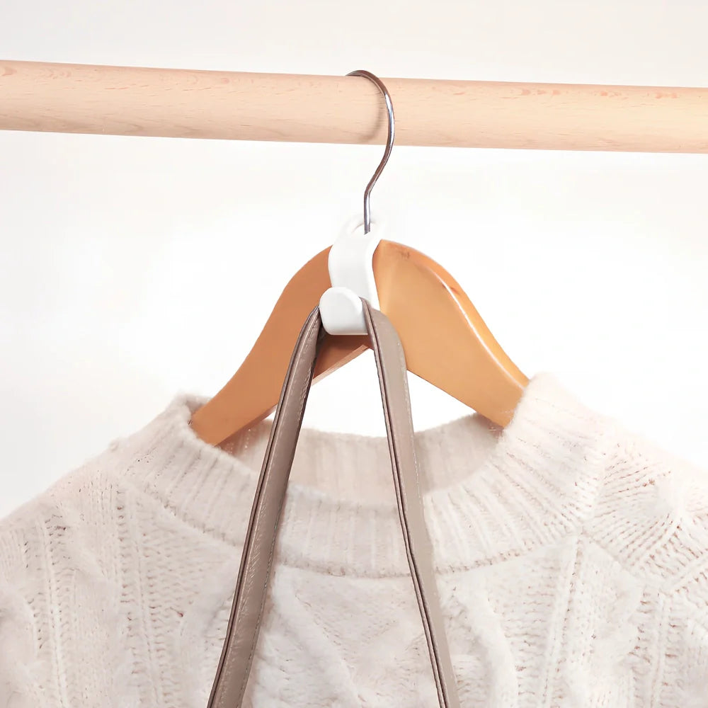 Plastic closet stack hanger rack with 6cm connectors for vertical wardrobe organisation