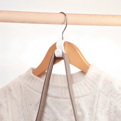 Plastic closet stack hanger rack with 6cm connectors for vertical wardrobe organisation