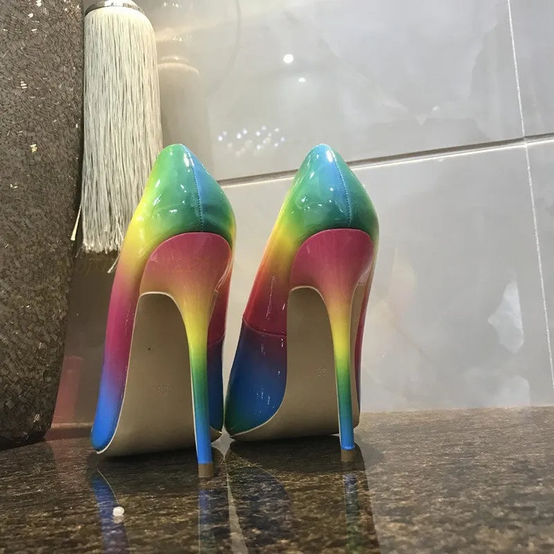 Rainbow patent leather high heels with thin 10cm or 12cm heels and pointed toe, available in sizes 35 to 42