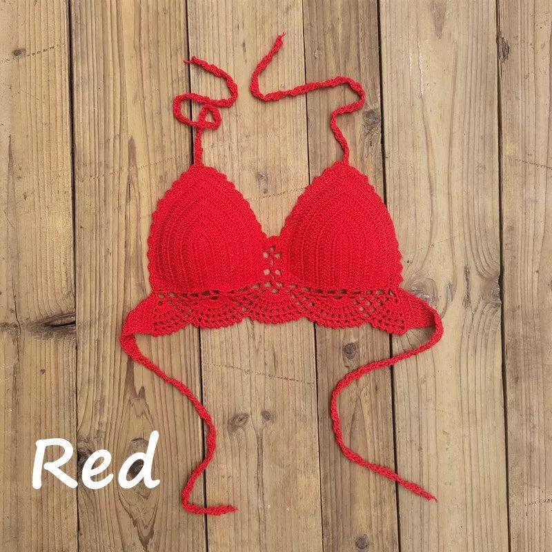 Boho crochet bra in various colors with backless design and chest pad