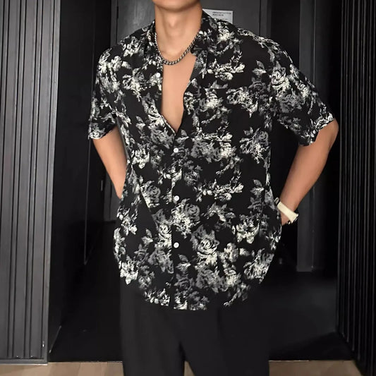 Loose casual short sleeve shirt with floral printed pattern in black colour option