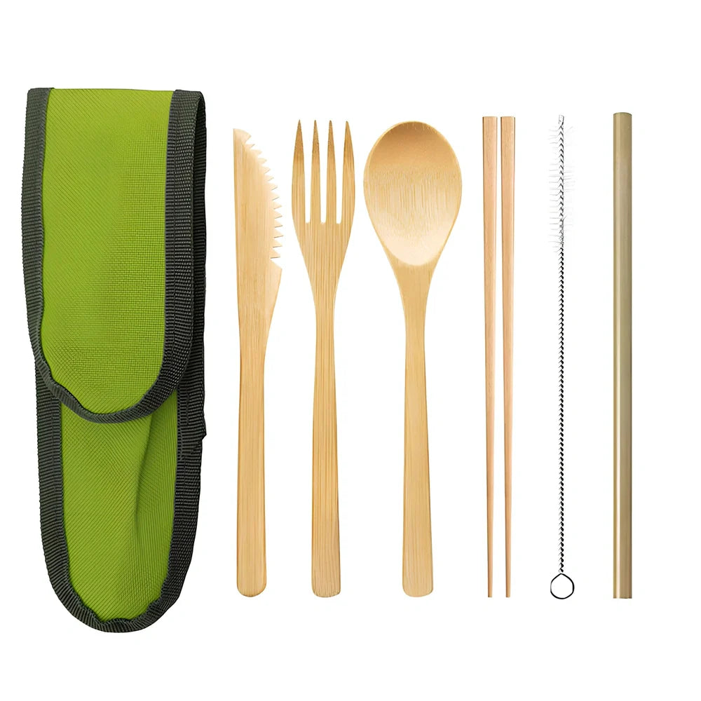 Bamboo cutlery set with 20cm utensils, stainless steel straw and cleaning brush in natural colour