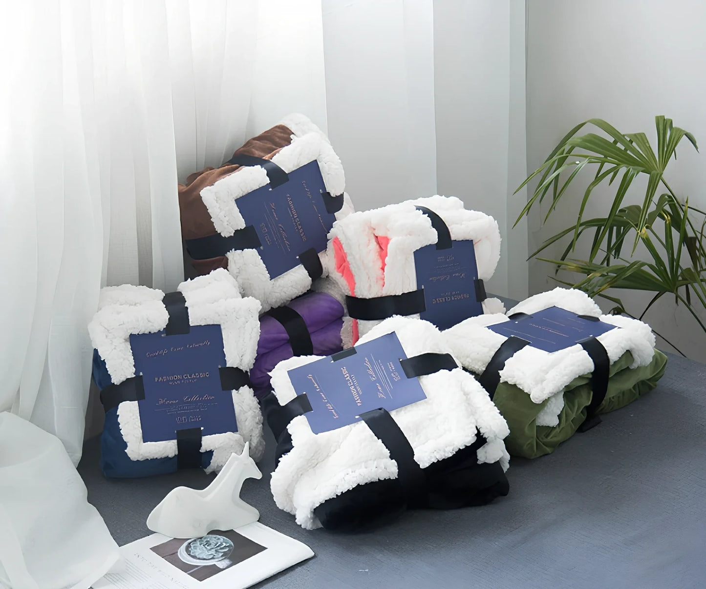 Double-sided crystal cashmere nap blanket in various colours and sizes for spring and autumn use