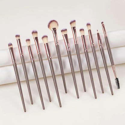 Seven-piece eyeshadow brush set with rayon bristles, PU heads, and 14cm long plastic rod handles in brown or black