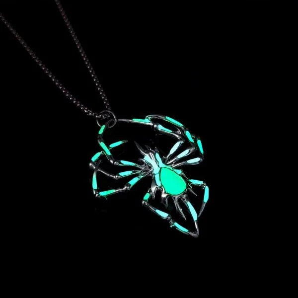 Arachneck Halloween Luminous Spider Necklace - A stainless steel necklace with a glowing zinc alloy spider detail that adds a spooky, eye-catching twist to any Halloween costume or outfit.