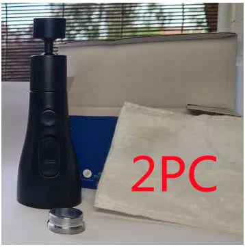Universal pressurised kitchen faucet sprayer with 360-degree rotating head in matte black finish