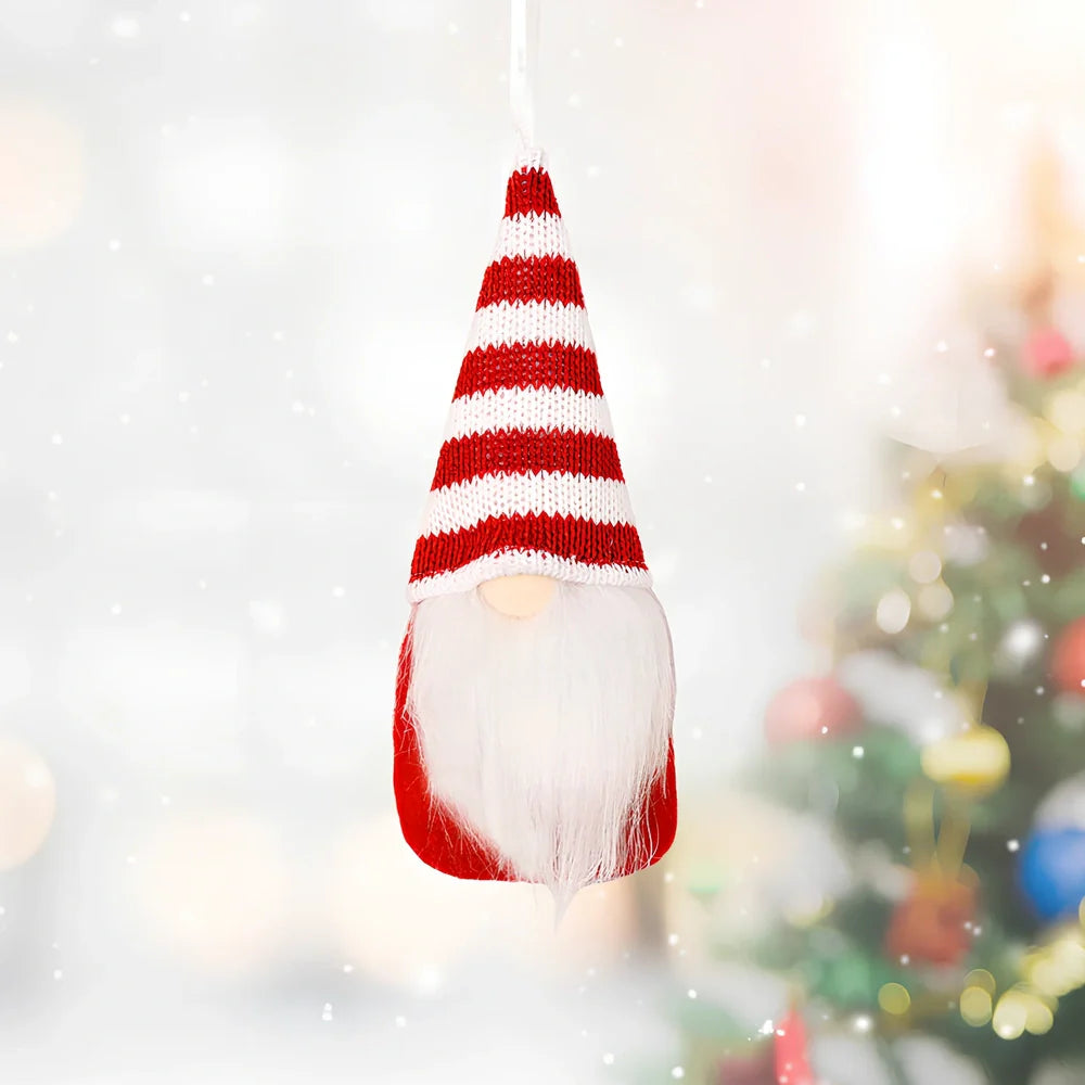 Christmas knitted small pendant decoration in red with 8cm diameter non-woven fabric construction