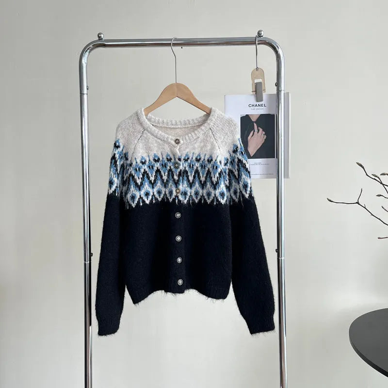 Women's contrast colour jacquard thickened sweater coat in loose fit with long sleeves, available in milky white, brown, or navy blue