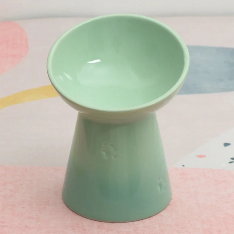 White ceramic pet bowl with high foot neck protector showing 15cm diameter and 8cm height measurement