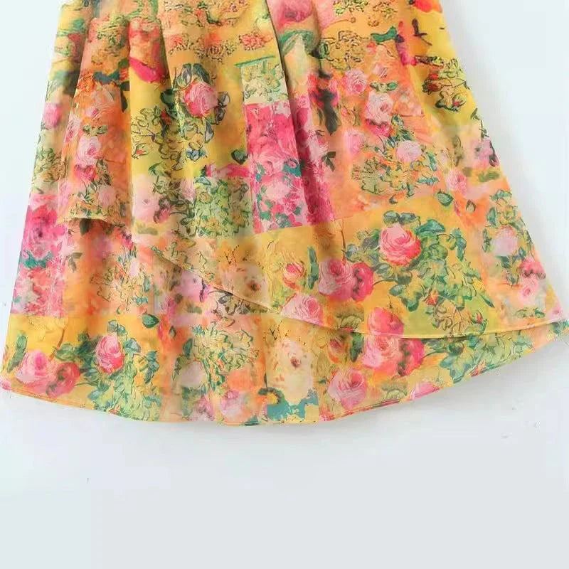 Elegant floral suspender dress with adjustable straps and A-line silhouette, perfect for summer fashion