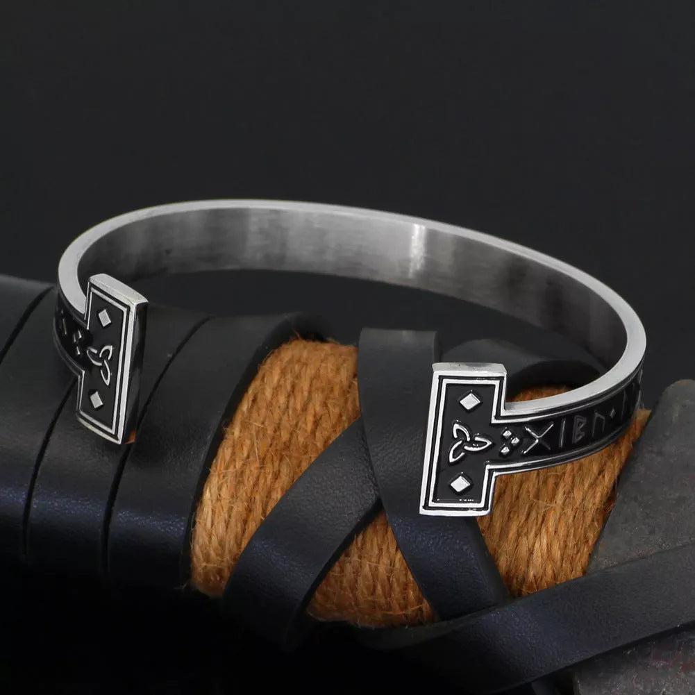 Viking Bracelet Ornament in titanium steel with adjustable live port