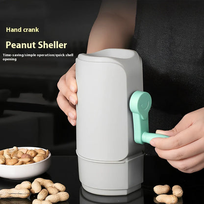 Automatic peanut sheller appliance with ABS plastic housing and compact 15cm design