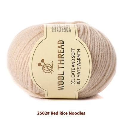 Hand-woven scarf sweater thread roll in domestic wool yarn for baby knitting projects with 10-needle compatibility