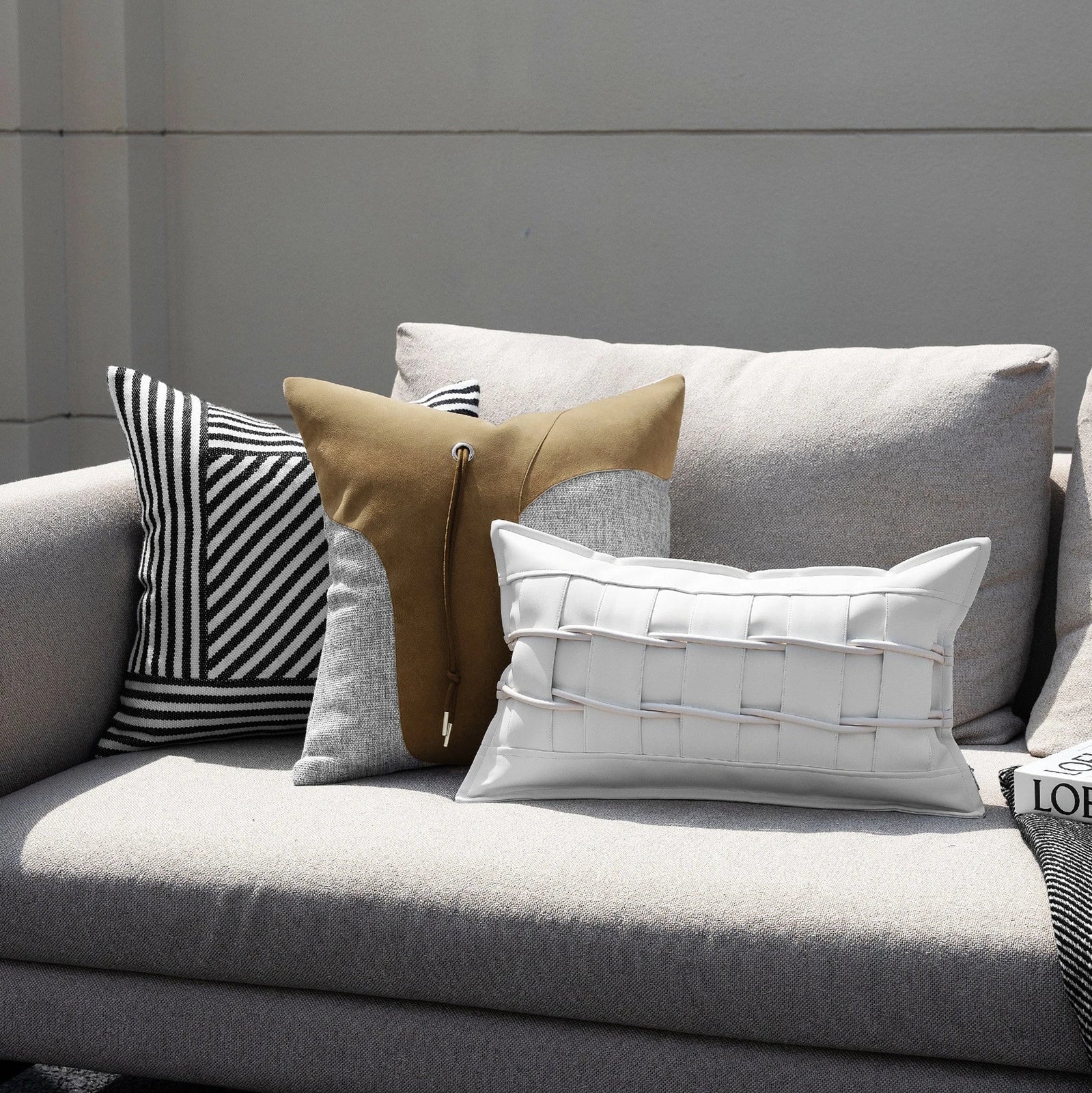 Modern minimalist square living room pillow with removable cover in 30x50cm dimensions