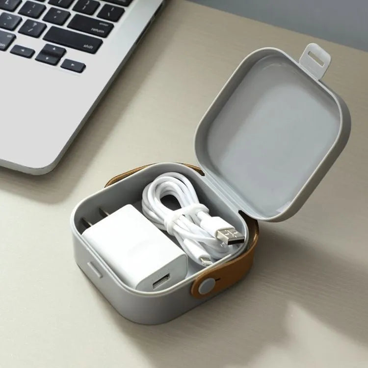 Multifunctional portable storage box for cables in Nordic White colour with lid, dimensions 15.5cm x 10.5cm