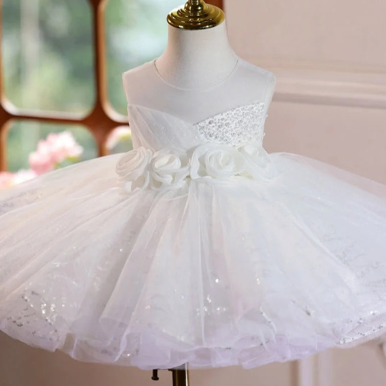 White children's princess wedding dress with sleeveless design and round neck collar