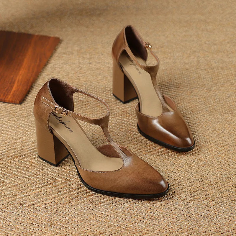 Retro pointed toe Mary Jane women's shoes with a buckle, in pink and dark brown cowhide.