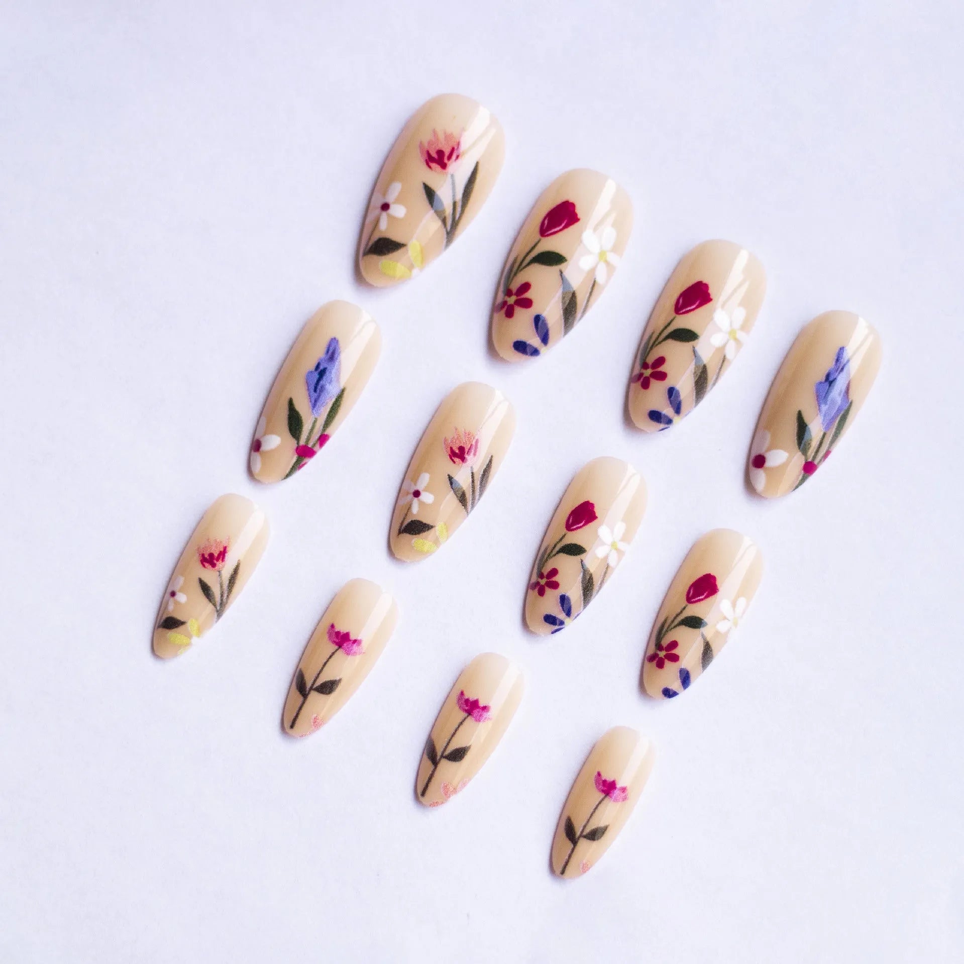 Almond-shaped removable nail art with floral rose and tulip patterns in European American style