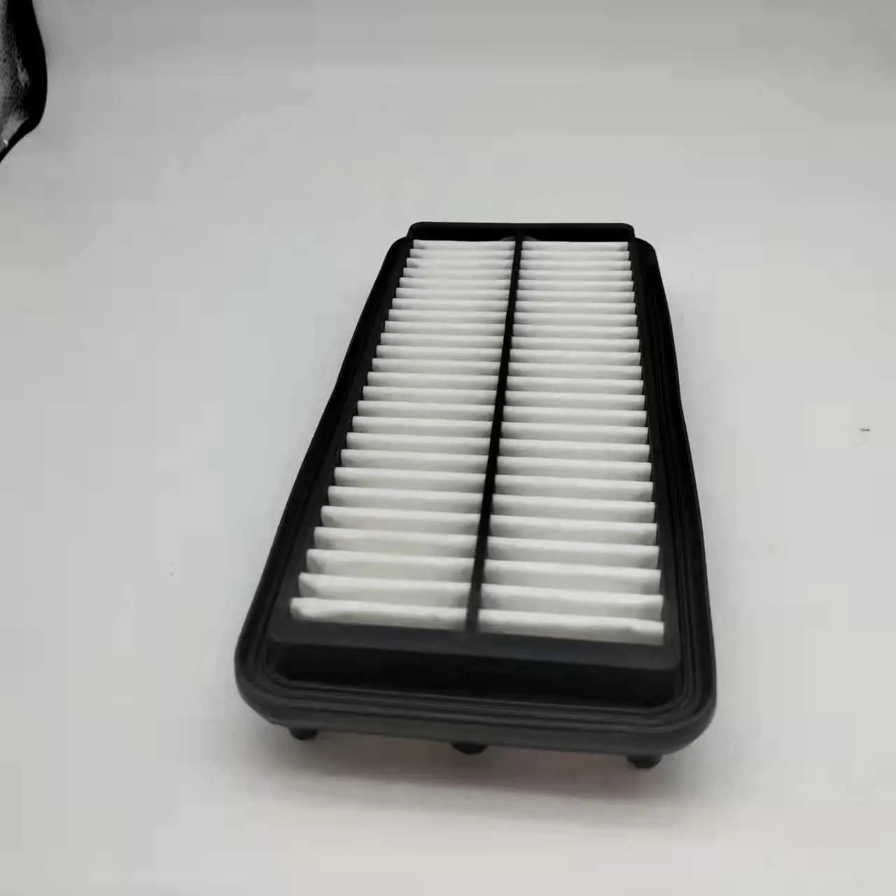 Black car air filter for Modern vehicles with dimensions 256mm x 113mm x 40mm
