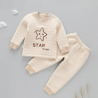 Infant warmer suit in 100% cotton with long sleeves, trousers, and buckle closure for children 66cm to 110cm tall