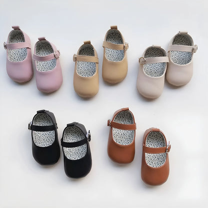 Baby girl toddler shoes with Velcro fastening, artificial PU upper, low top shape, available in five colours
