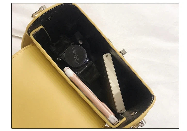 Women's horizontal square wild shoulder chain bag with zipper pocket in various colors