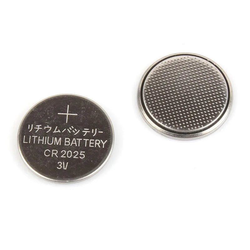 CR2032 CR2025 CR2016 3V alkaline button cell batteries showing 20mm diameter coin cells