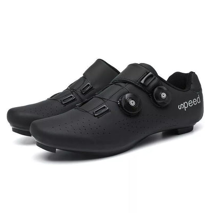 Road bike shoes with built-in lock for secure and comfortable cycling