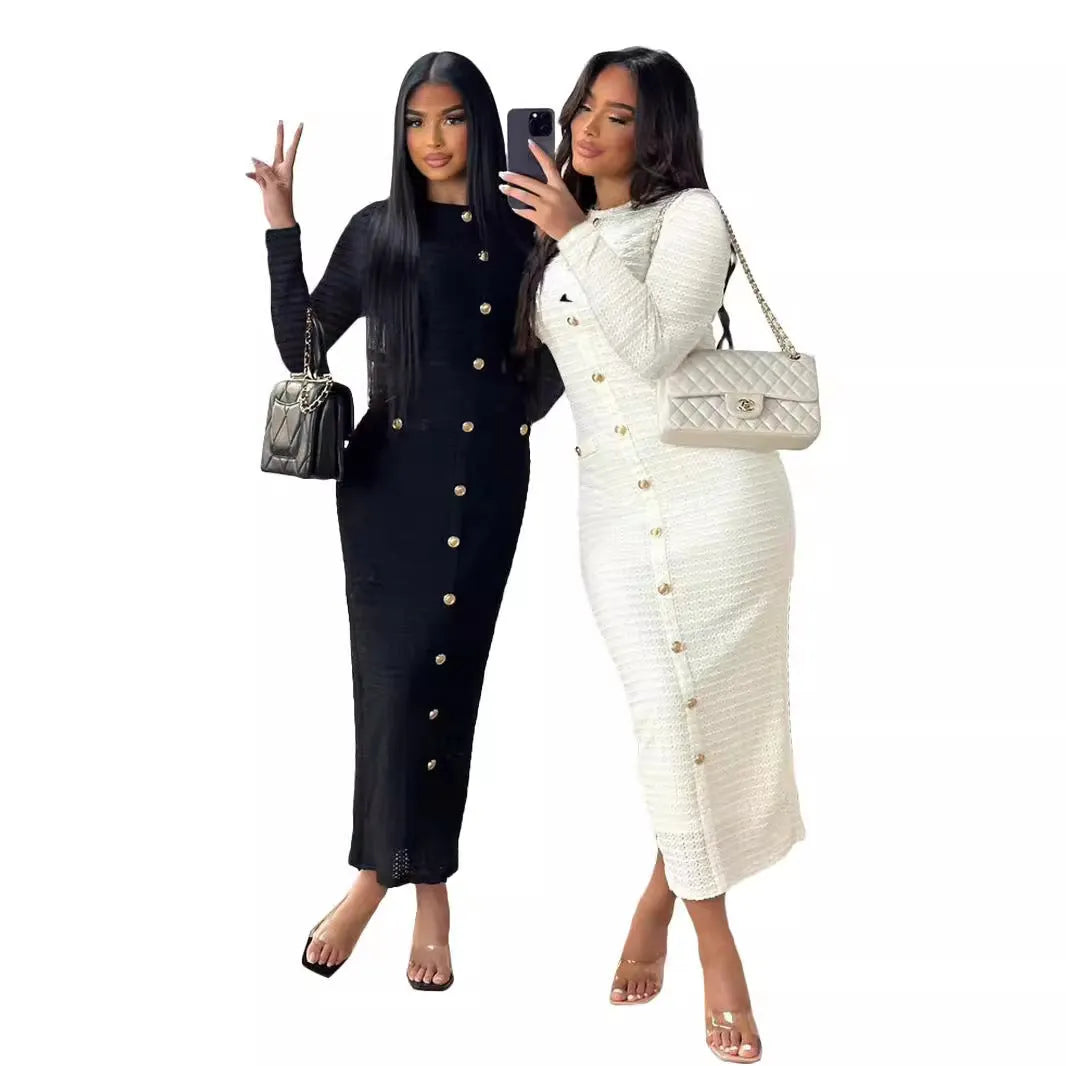 French retro slim fit knitted long-sleeved dress with buttons in black or white.