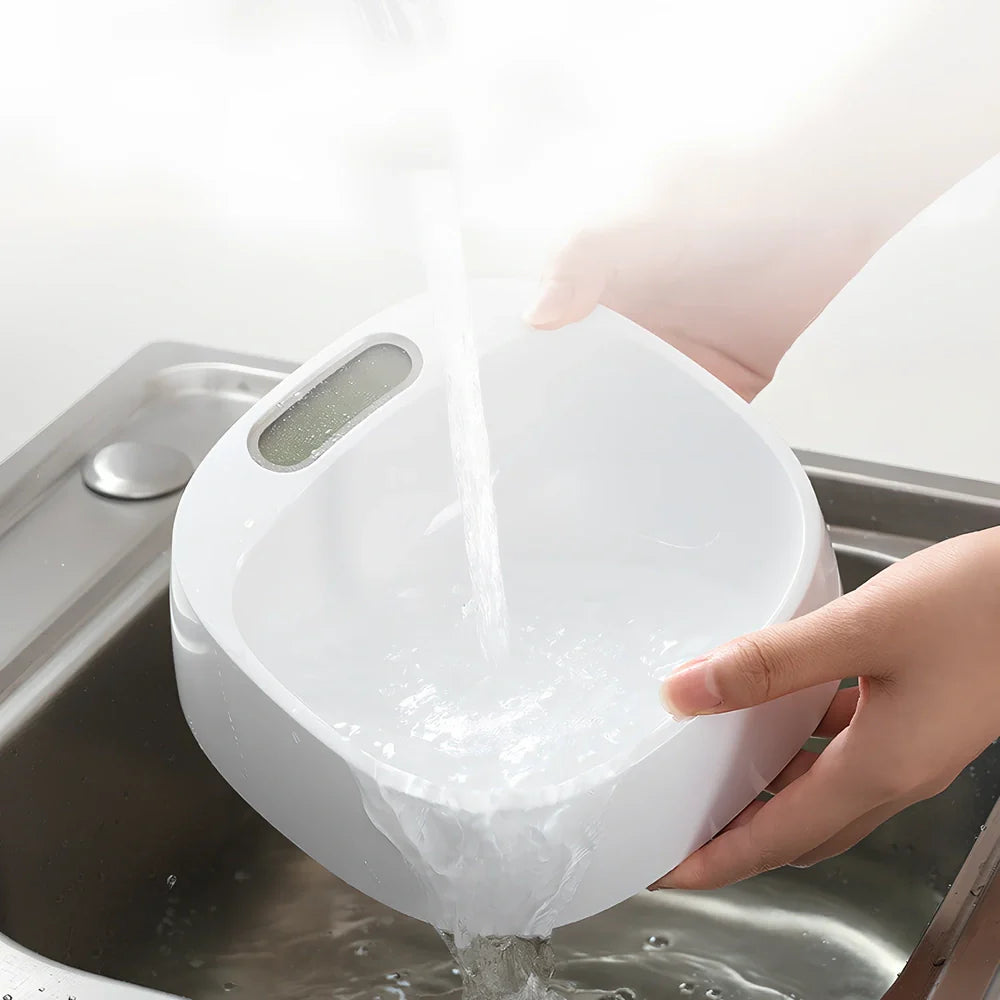 White smart weighing pet bowl with digital display and four stabilising feet for accurate food measurement