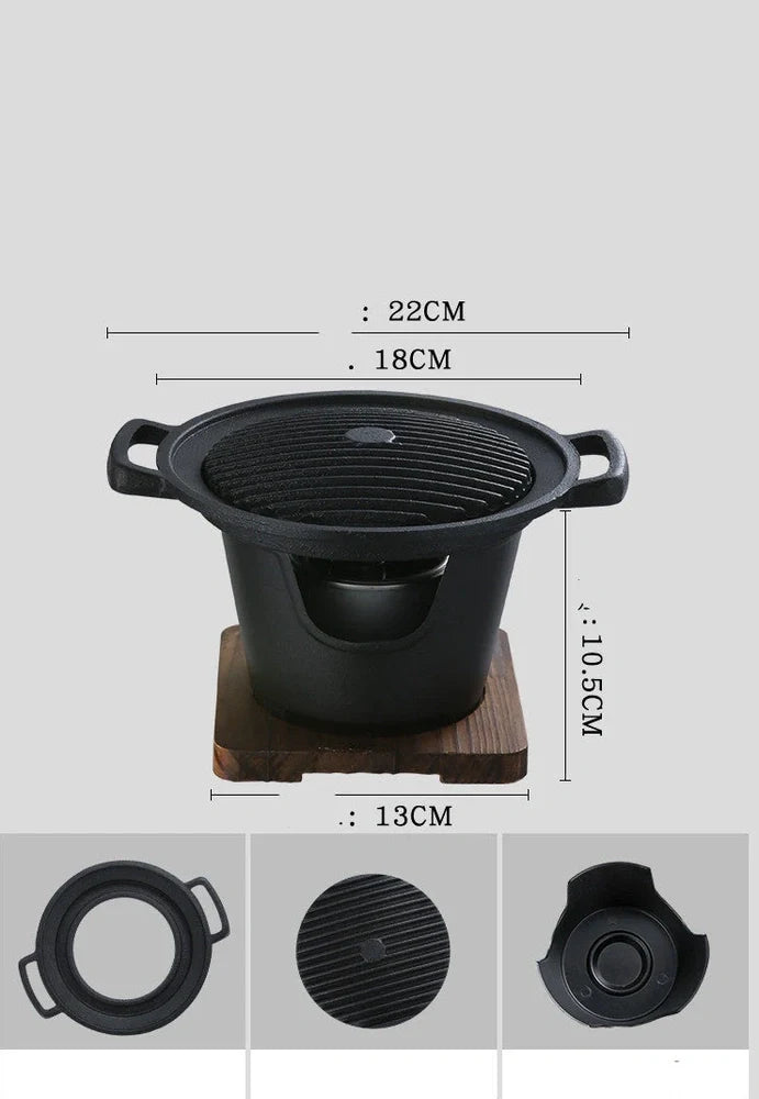 Compact non-stick barbecue grill with electrophoresis coating, 0.6kg weight, 500ml fuel capacity