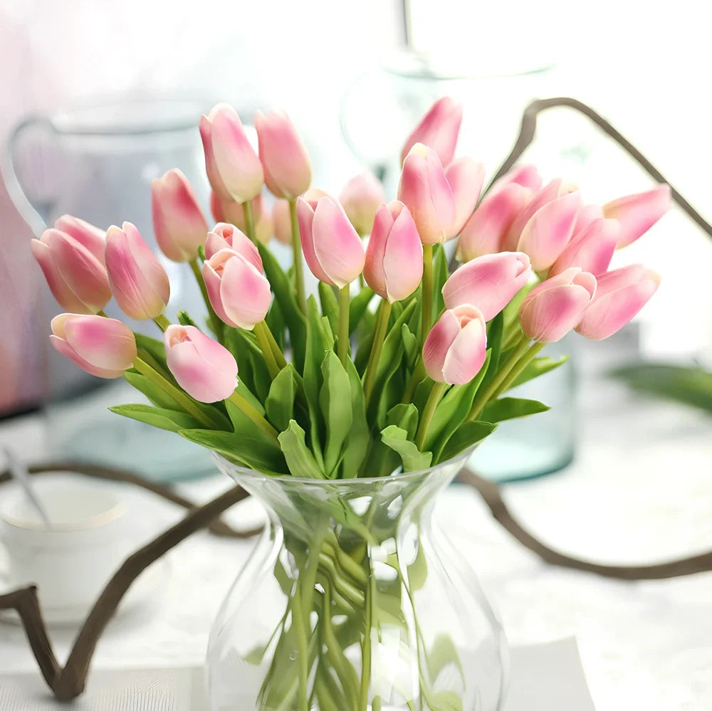 Artificial flower arrangement with 2.7cm diameter head and 11cm leaves in champagne colour