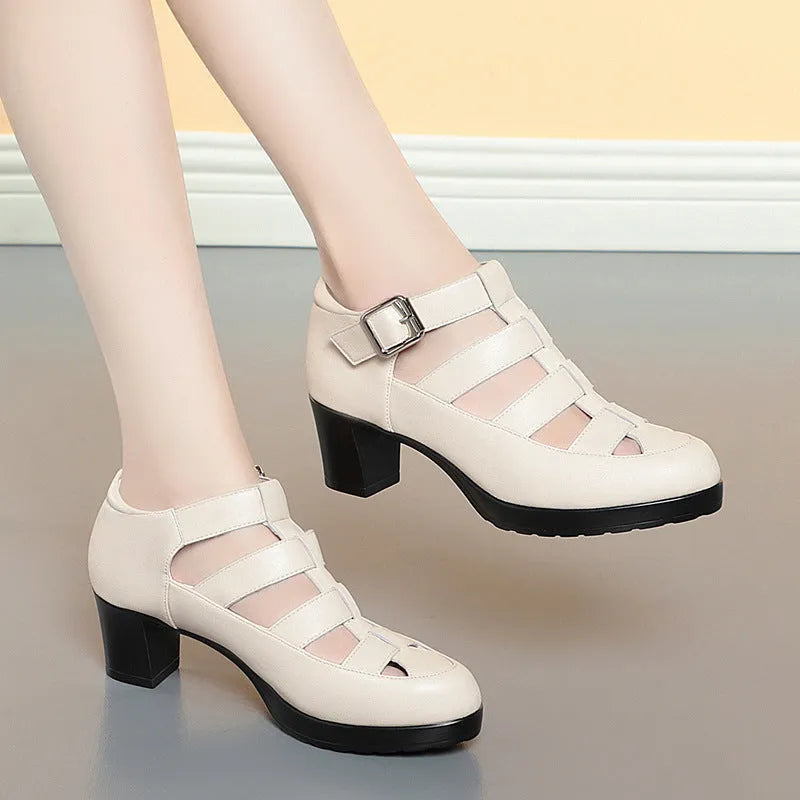 Women's closed toe sandals with chunky heel, woven hollowed pattern and ankle-strap buckle in beige colour