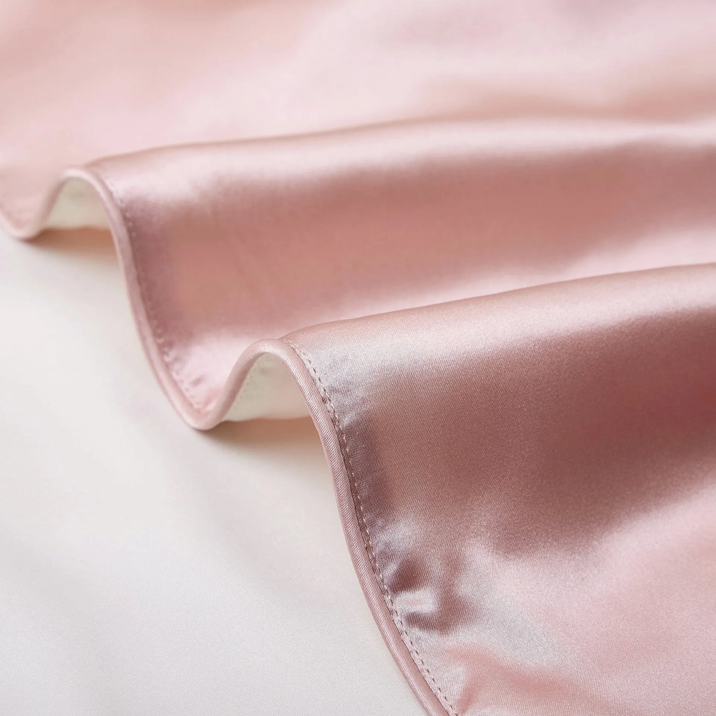 Mulberry silk pillowcase 48x74cm in palace luxury style with inlaid rope weave texture.